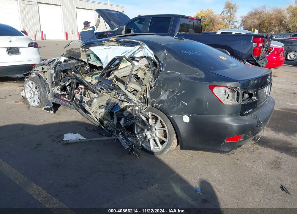 2008 LEXUS IS 350 VIN: JTHBE262X82013481