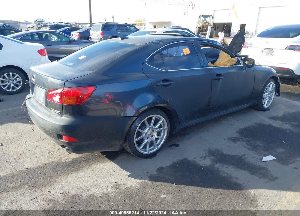 2008 LEXUS IS 350 VIN: JTHBE262X82013481