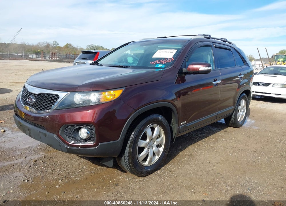 2012 KIA SORENTO LX VIN: 5XYKTCA69CG254695