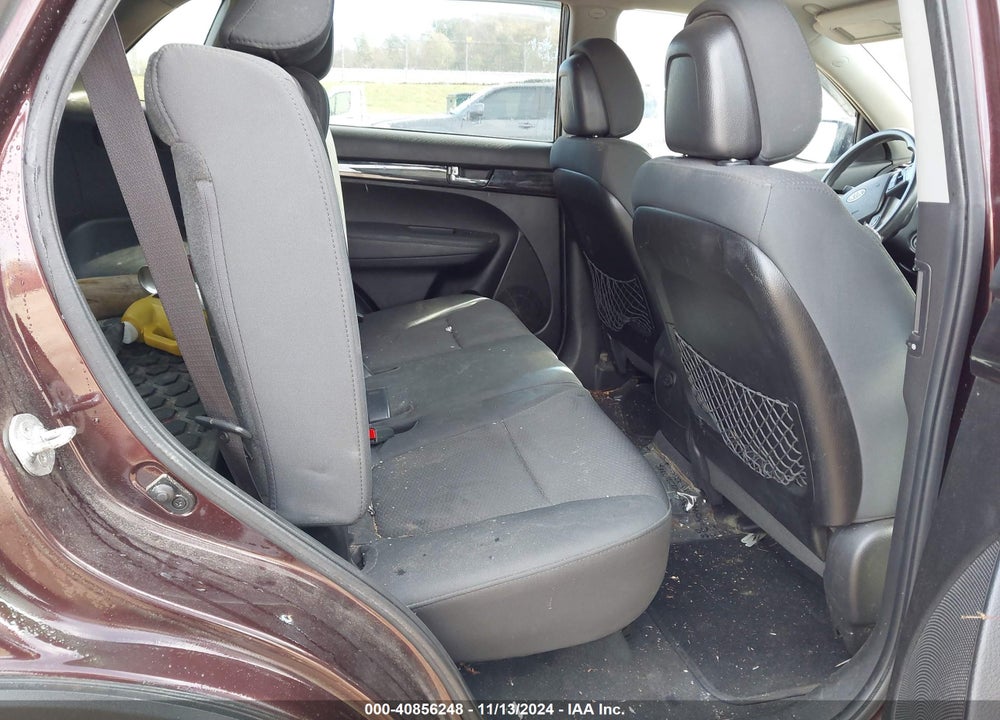 2012 KIA SORENTO LX VIN: 5XYKTCA69CG254695