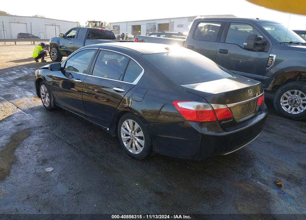 2014 HONDA ACCORD VIN: 1HGCR2F81EA099488