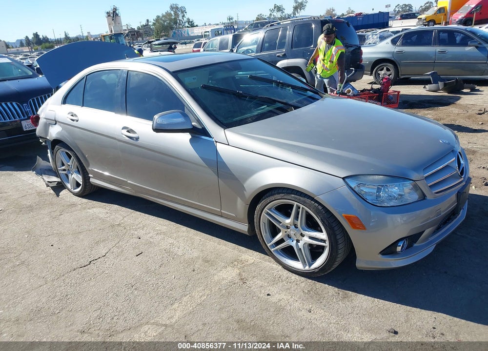 2009 MERCEDES-BENZ C 300 LUXURY/SPORT VIN: WDDGF54X09R069271
