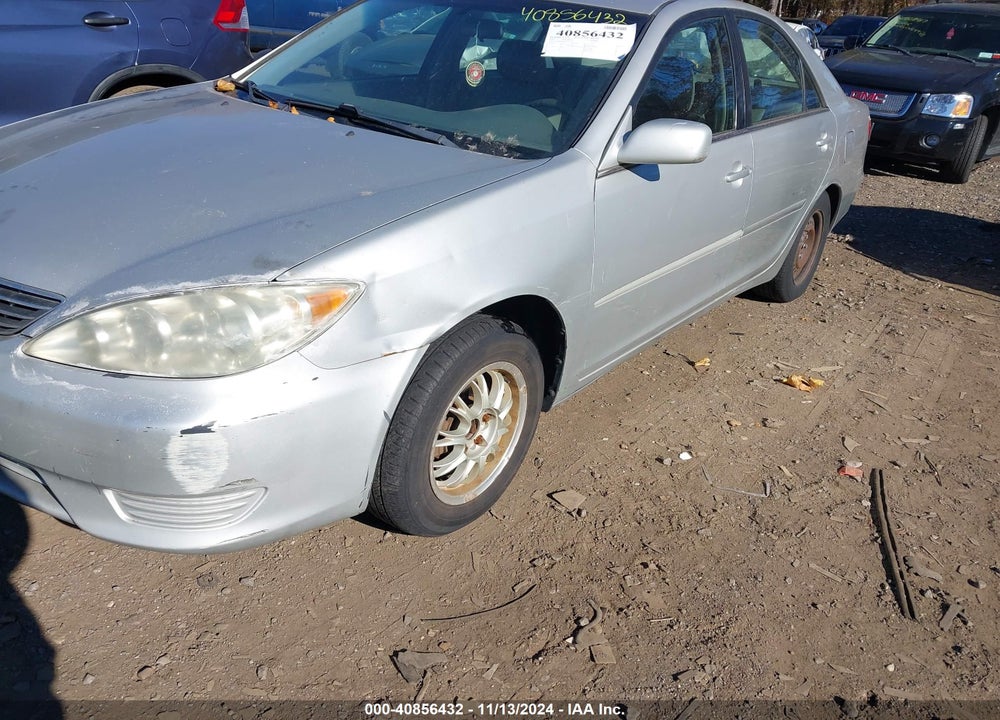 2005 TOYOTA CAMRY LE VIN: 4T1BE30K15U433724