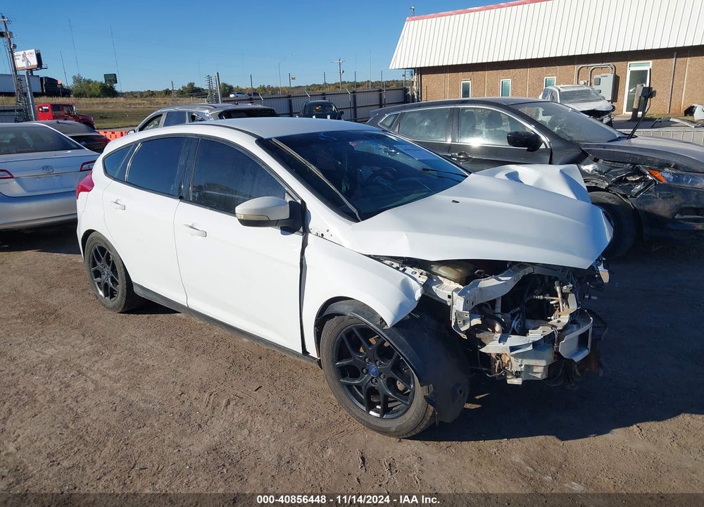 2016 FORD FOCUS SE VIN: 1FADP3K25GL340644