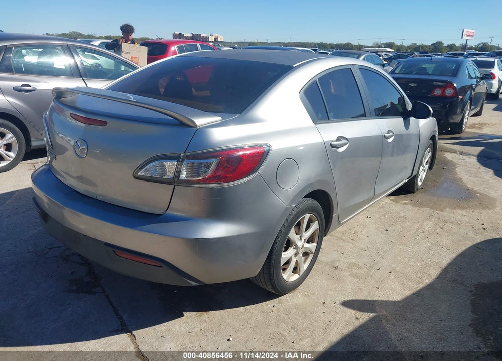 2011 MAZDA 3 I TOURING VIN: JM1BL1VF6B1419633