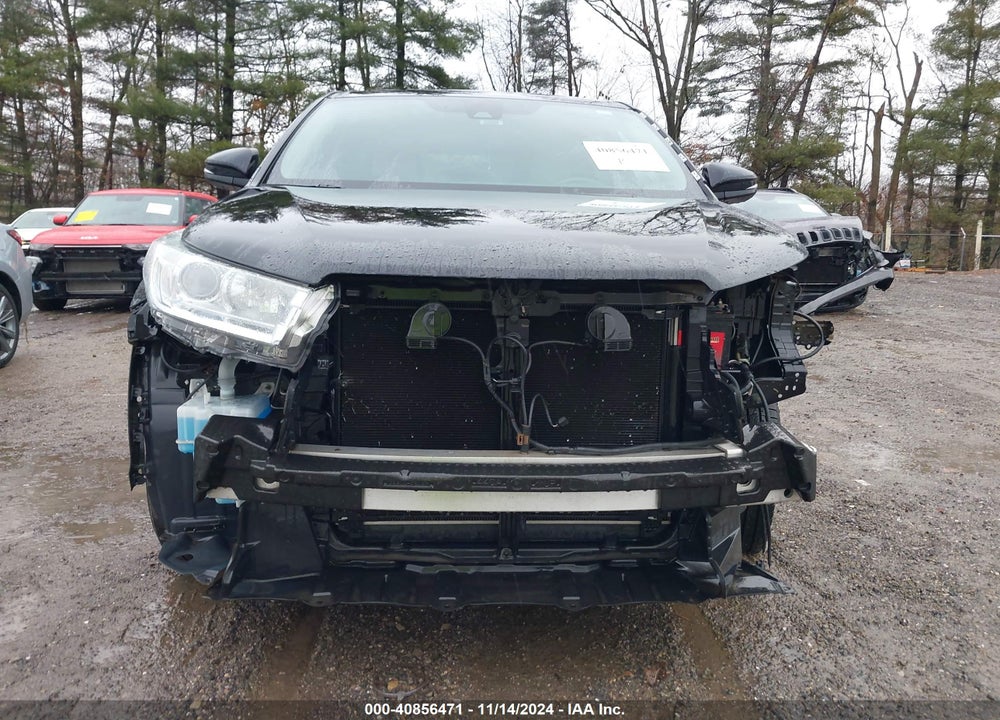 2017 TOYOTA HIGHLANDER LE VIN: 5TDZARFH8HS025159