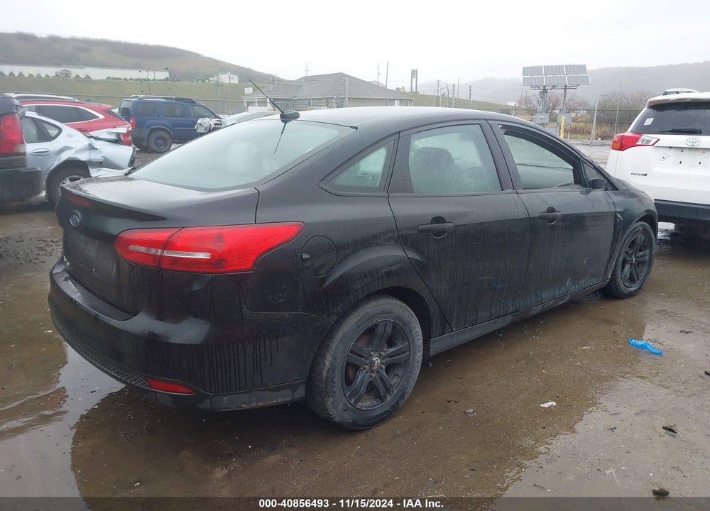 2018 FORD FOCUS S VIN: 1FADP3E20JL256976