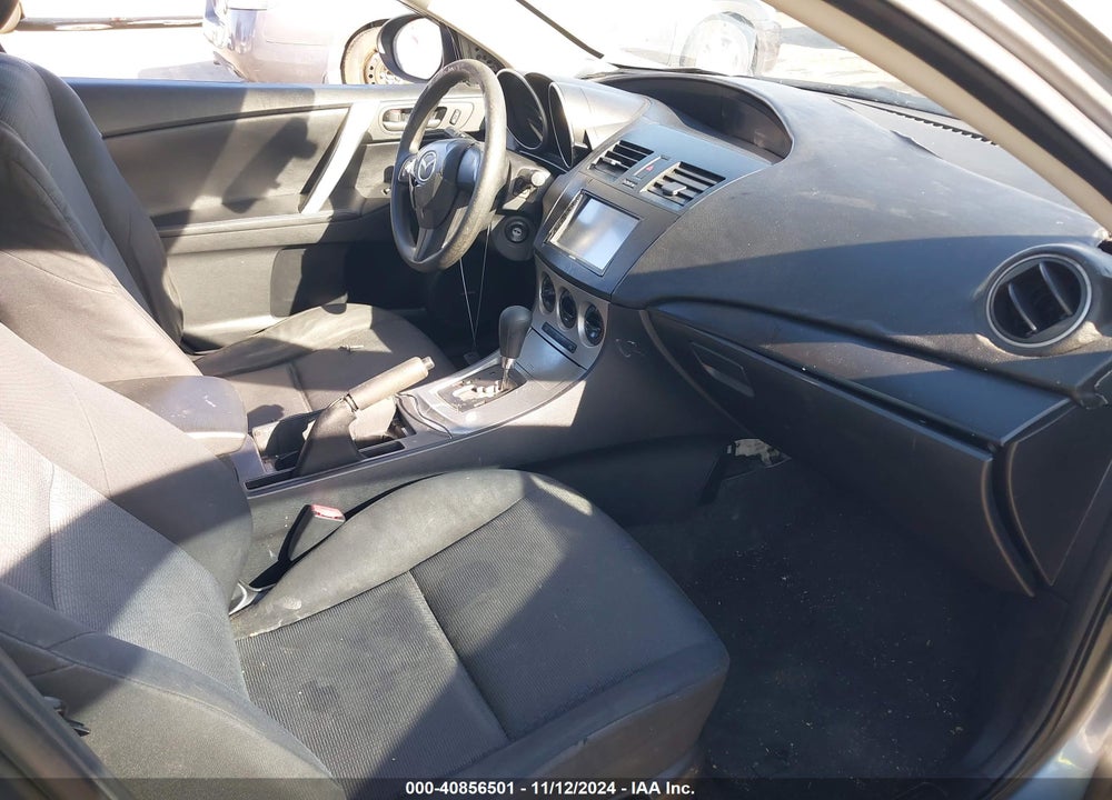 2010 MAZDA 3 I SPORT VIN: JM1BL1SF0A1203411