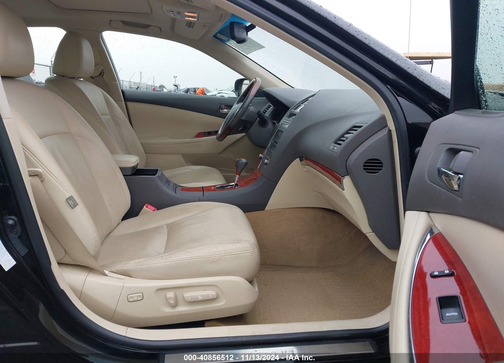 2011 LEXUS ES 350 VIN: JTHBK1EG2B2465352