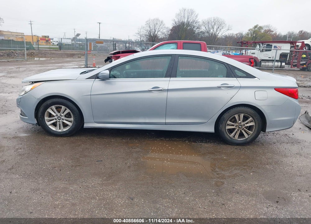 2014 HYUNDAI SONATA GLS VIN: 5NPEB4AC0EH870602