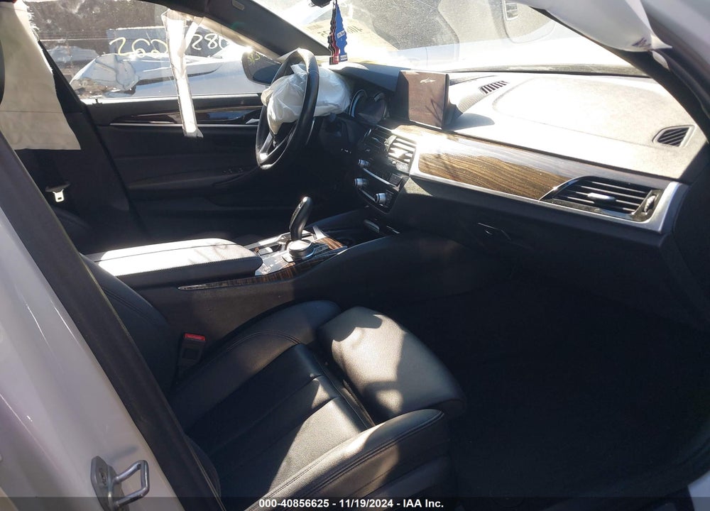 2018 BMW 530I XDRIVE VIN: WBAJA7C56JG908427