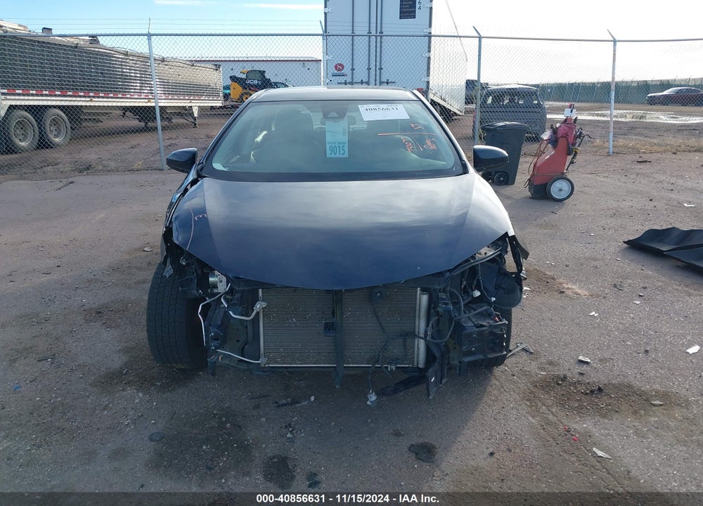 2019 TOYOTA COROLLA LE VIN: 2T1BURHE1KC233637