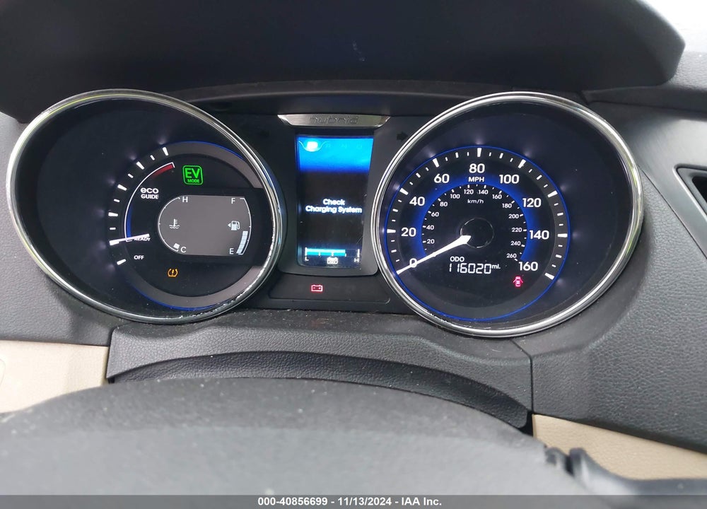 2015 HYUNDAI SONATA HYBRID VIN: KMHEC4A4XFA133479