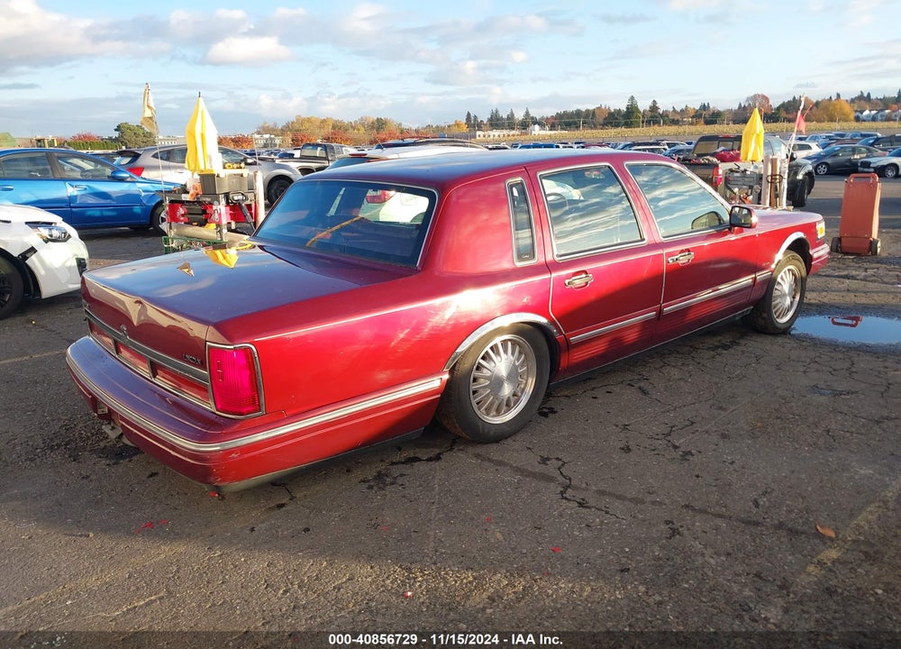 1996 LINCOLN TOWN CAR CARTIER VIN: 1LNLM83W1TY616193