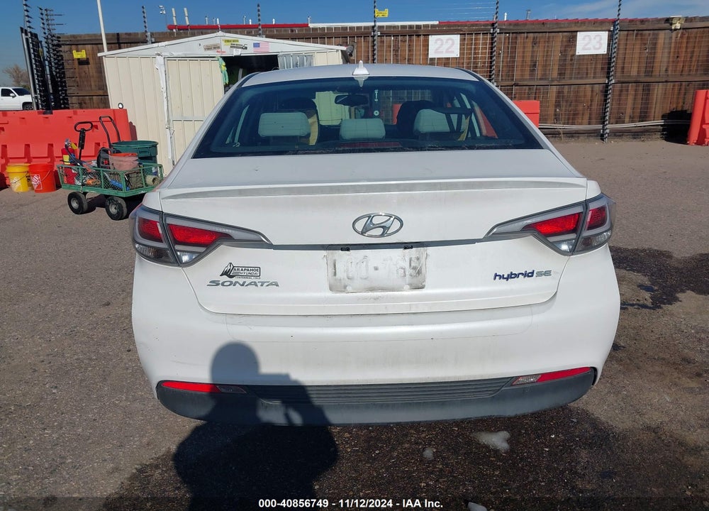 2016 HYUNDAI SONATA HYBRID SE VIN: KMHE24L18GA018483