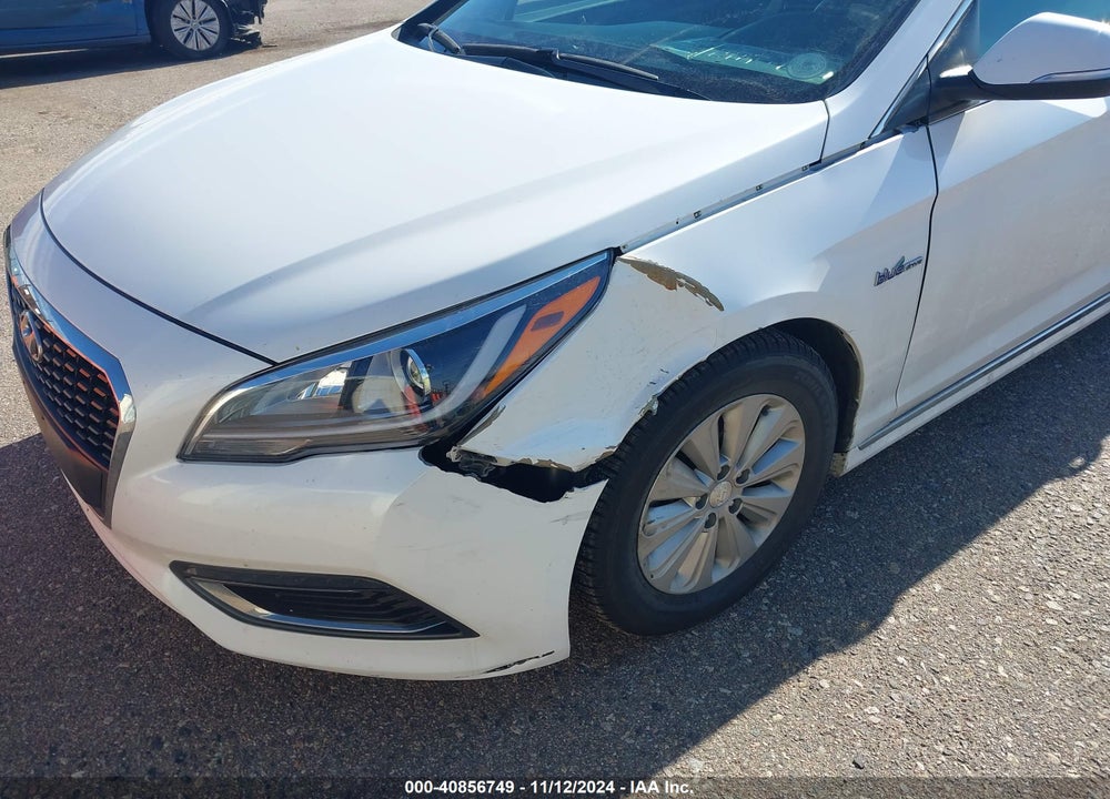 2016 HYUNDAI SONATA HYBRID SE VIN: KMHE24L18GA018483
