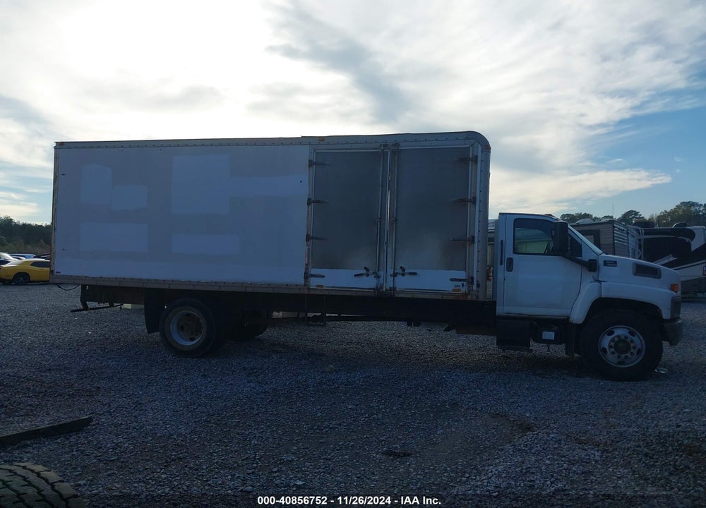 2007 GMC C7500 C7C042 VIN: 1GDJ7C1327F404107