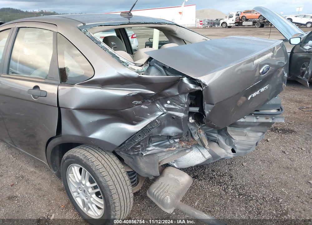 2010 FORD FOCUS SE VIN: 1FAHP3FN4AW137238