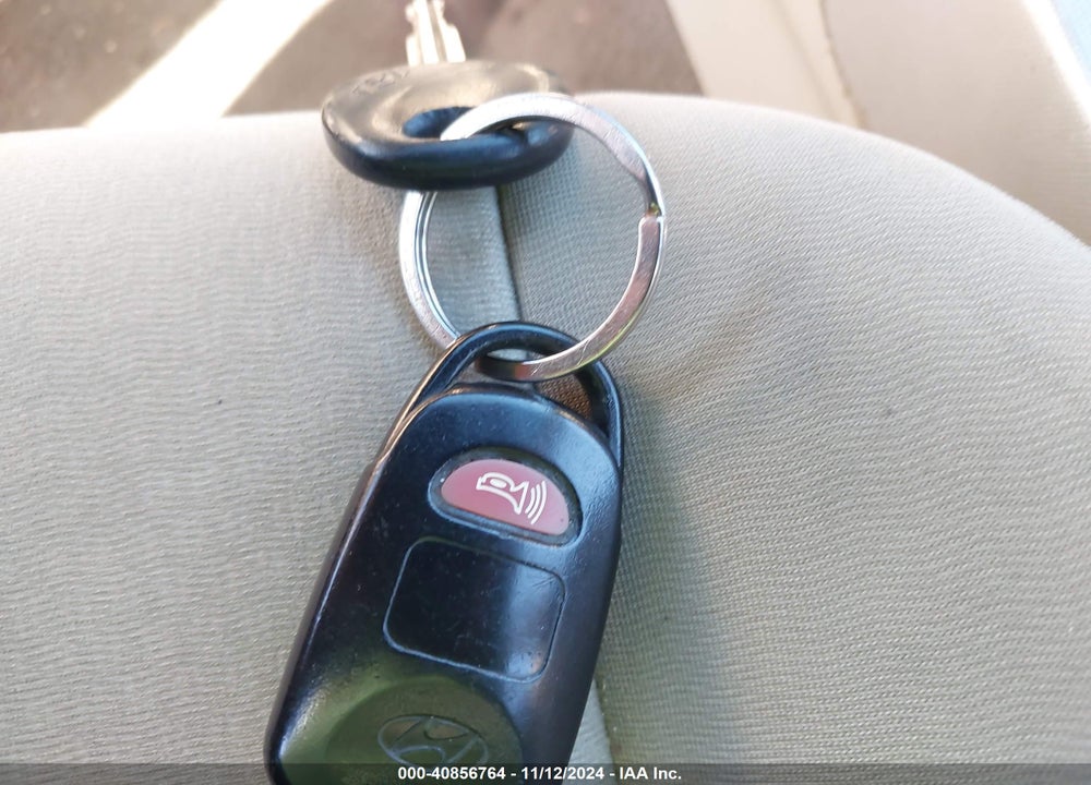 2009 HYUNDAI ELANTRA GLS VIN: KMHDU46D09U723243