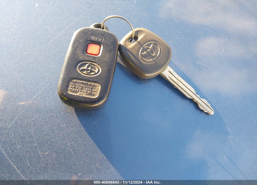 2003 TOYOTA CAMRY XLE VIN: 4T1BE30K63U740433