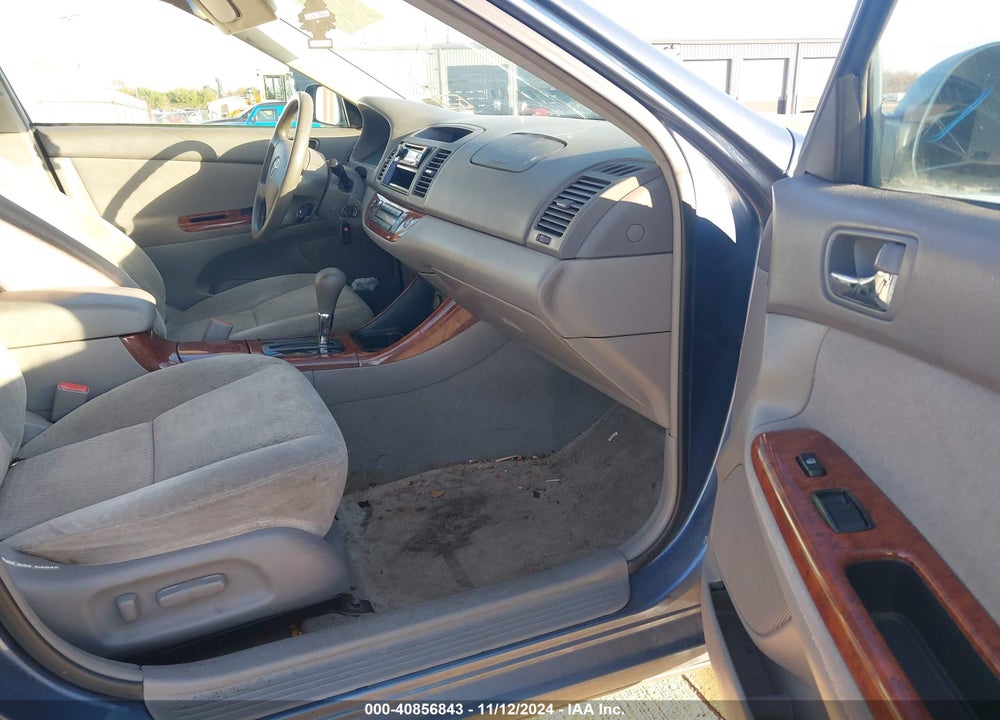 2003 TOYOTA CAMRY XLE VIN: 4T1BE30K63U740433
