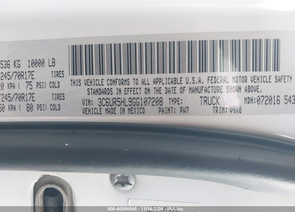 2016 RAM 2500 TRADESMAN VIN: 3C6UR5HL9GG107208