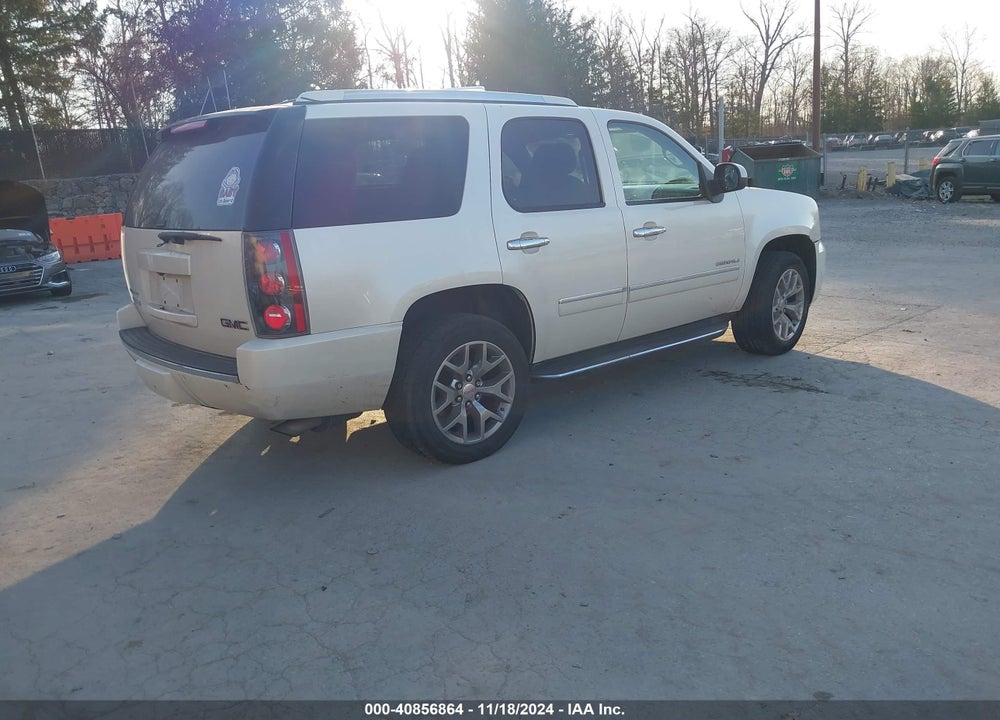 2011 GMC YUKON DENALI VIN: 1GKS2EEF4BR308112