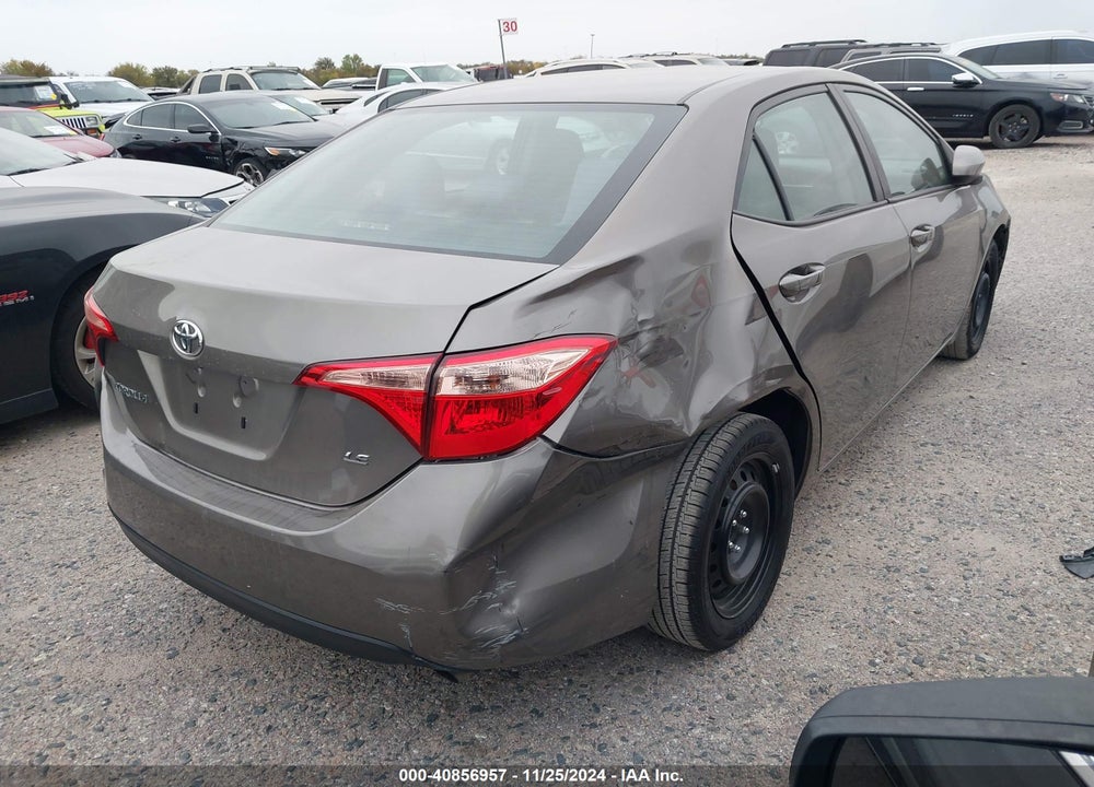 2018 TOYOTA COROLLA LE VIN: 2T1BURHE0JC026526