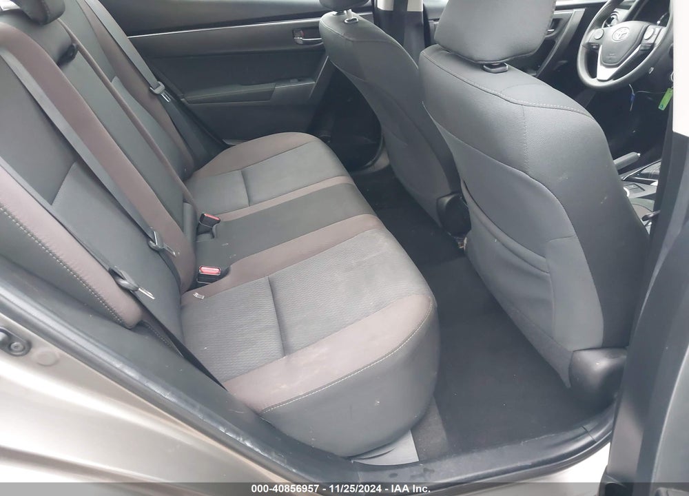 2018 TOYOTA COROLLA LE VIN: 2T1BURHE0JC026526