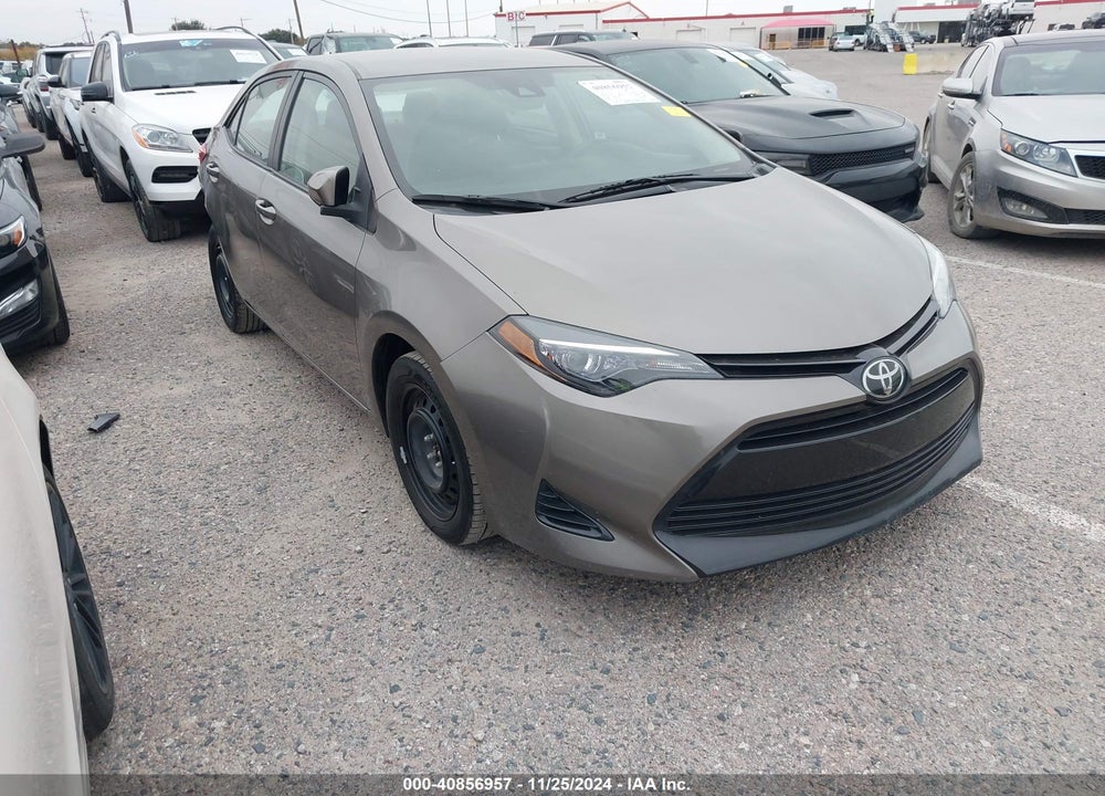2018 TOYOTA COROLLA LE VIN: 2T1BURHE0JC026526