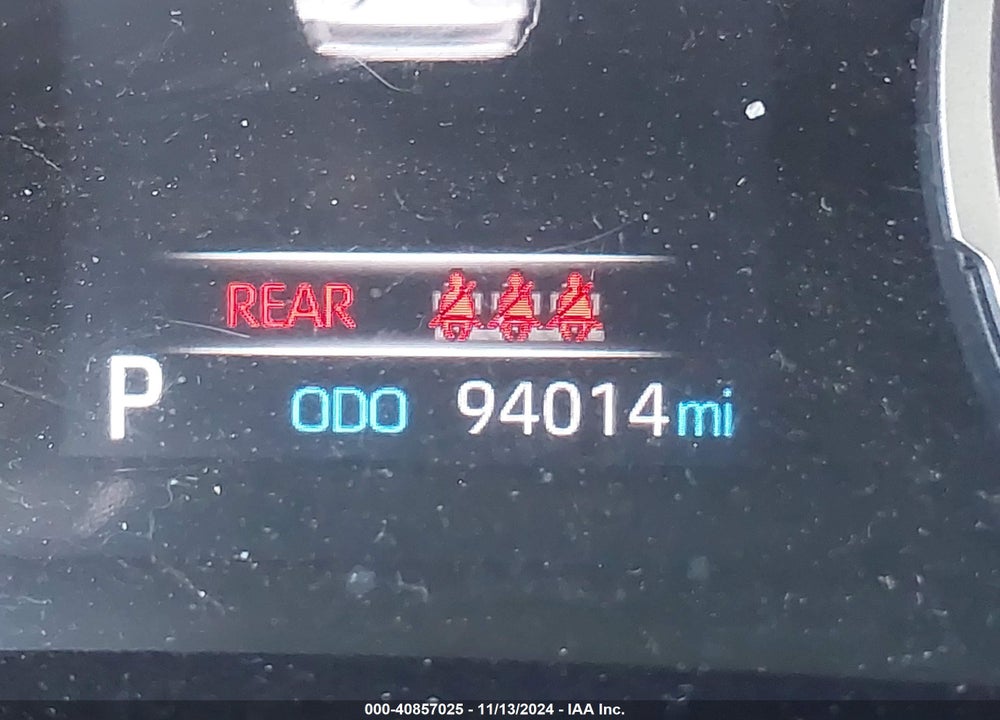 2019 TOYOTA RAV4 LE VIN: JTMH1RFV7KD015887