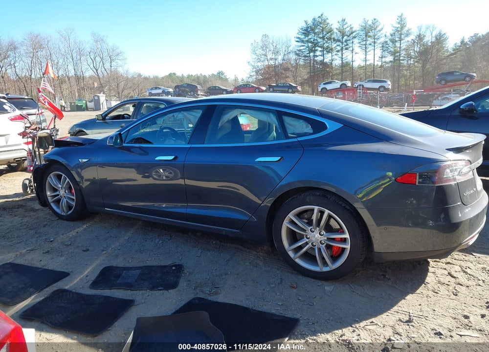 2014 TESLA MODEL S P85D VIN: 5YJSA1H23EFP62992