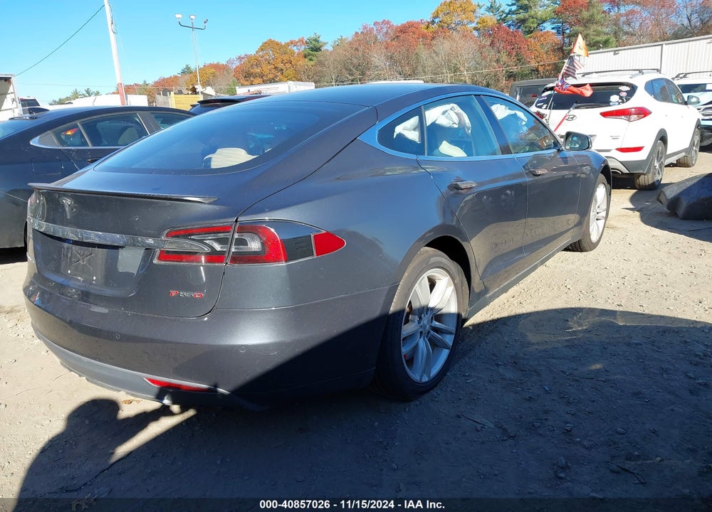 2014 TESLA MODEL S P85D VIN: 5YJSA1H23EFP62992