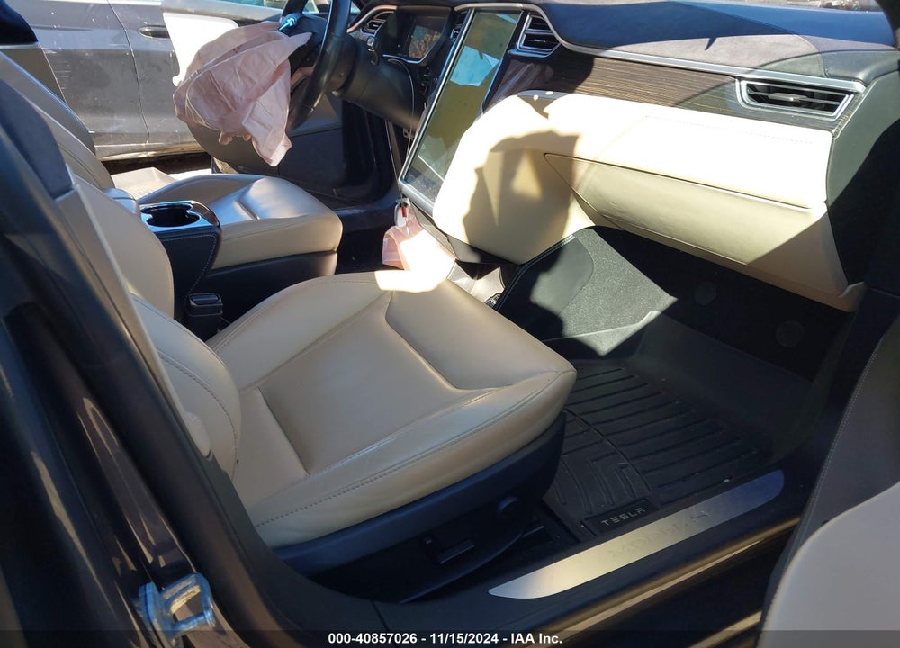 2014 TESLA MODEL S P85D VIN: 5YJSA1H23EFP62992