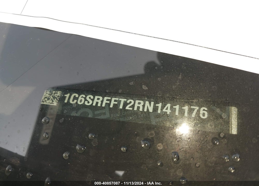 2024 RAM 1500 VIN: 1C6SRFFT2RN141176