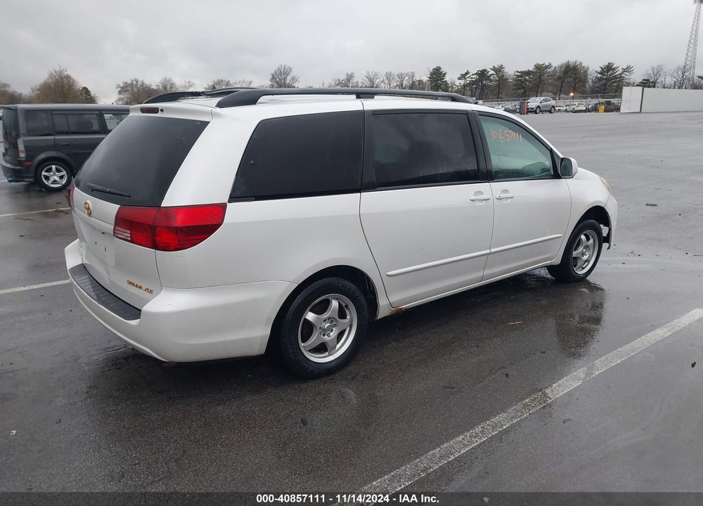 2004 TOYOTA SIENNA XLE VIN: 5TDZA22C44S169187