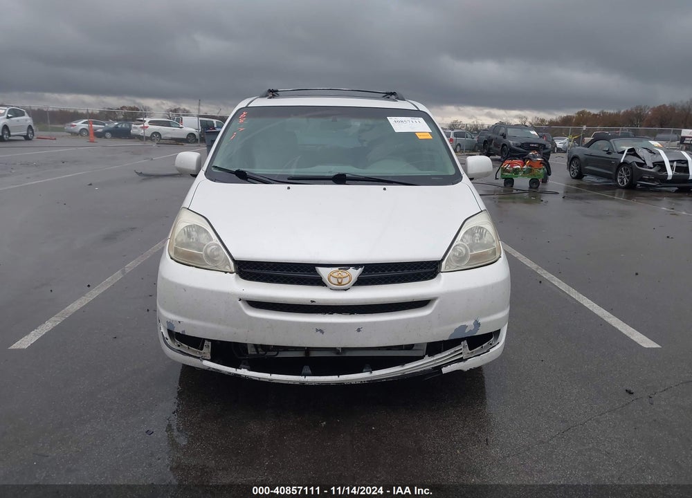 2004 TOYOTA SIENNA XLE VIN: 5TDZA22C44S169187