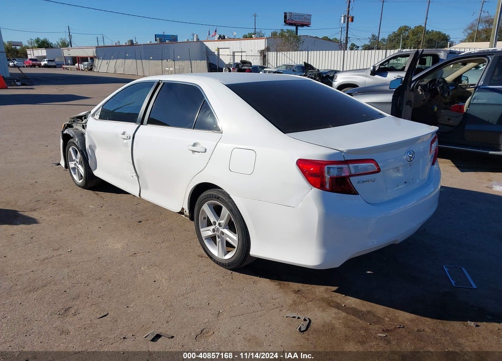 2013 TOYOTA CAMRY SE VIN: 4T1BF1FK6DU699859