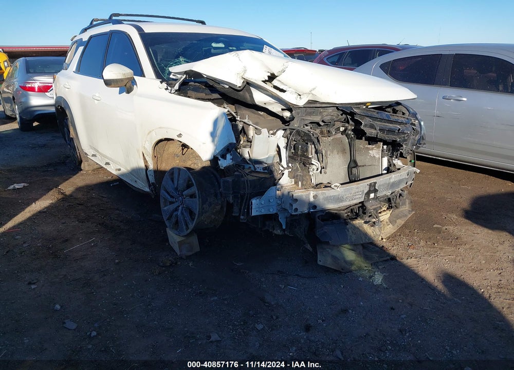 2022 NISSAN PATHFINDER SV 2WD VIN: 5N1DR3BA3NC244273
