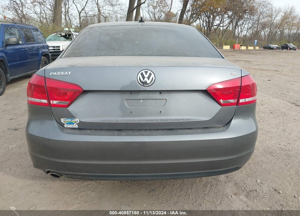 2013 VOLKSWAGEN PASSAT 2.5L SE VIN: 1VWBP7A30DC089818