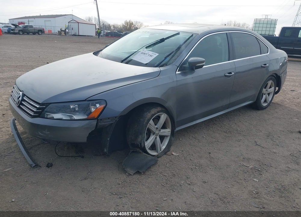 2013 VOLKSWAGEN PASSAT 2.5L SE VIN: 1VWBP7A30DC089818