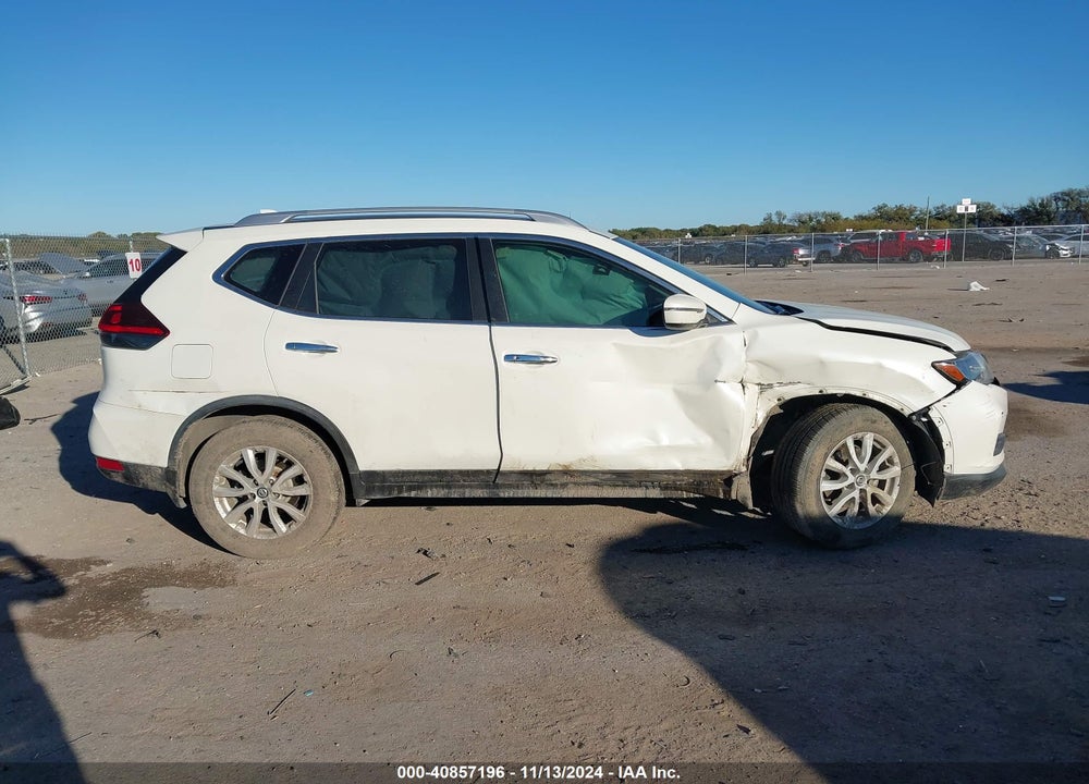 2019 NISSAN ROGUE SV VIN: JN8AT2MT5KW251757