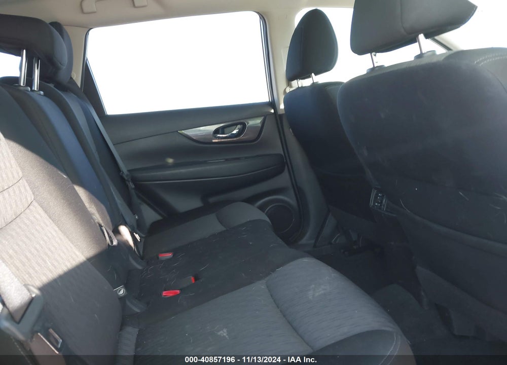 2019 NISSAN ROGUE SV VIN: JN8AT2MT5KW251757