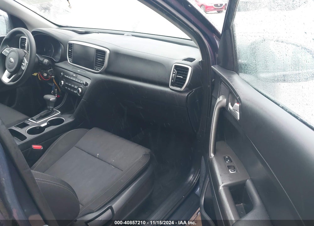 2022 KIA SPORTAGE LX VIN: KNDPMCAC5N7987562
