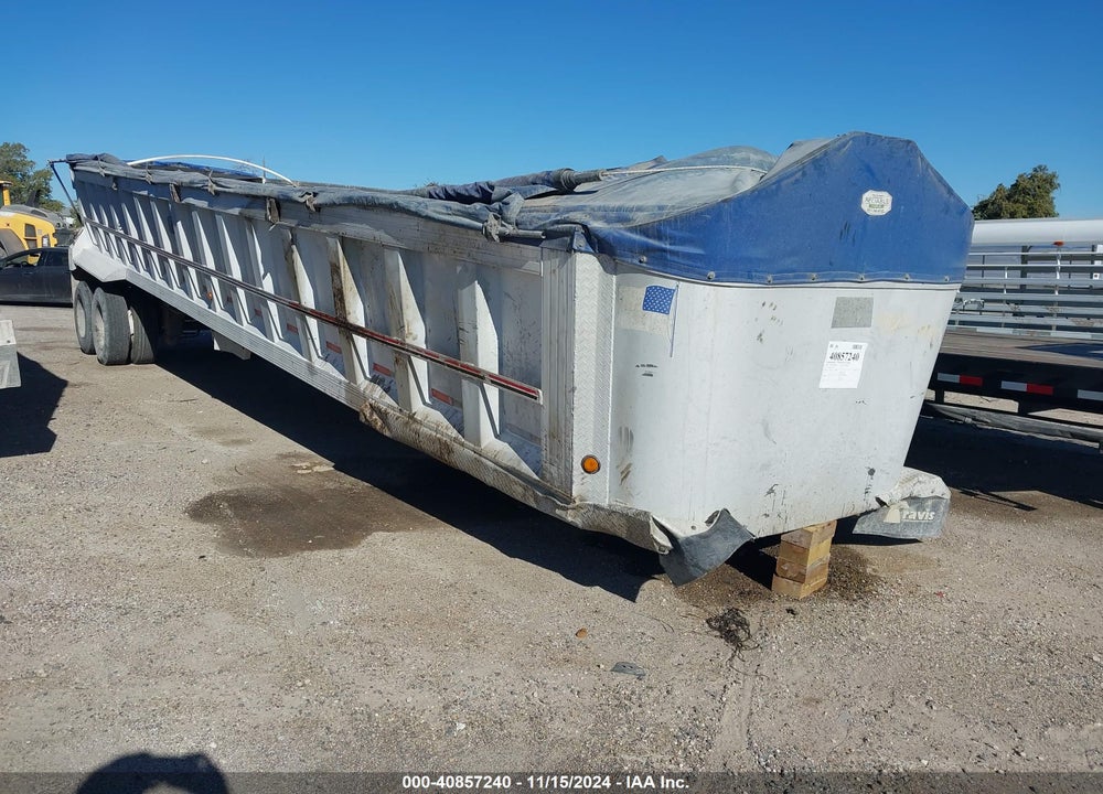 1998 TRAILER TRAVIS BODY & VIN: 1T91F3825W1247621
