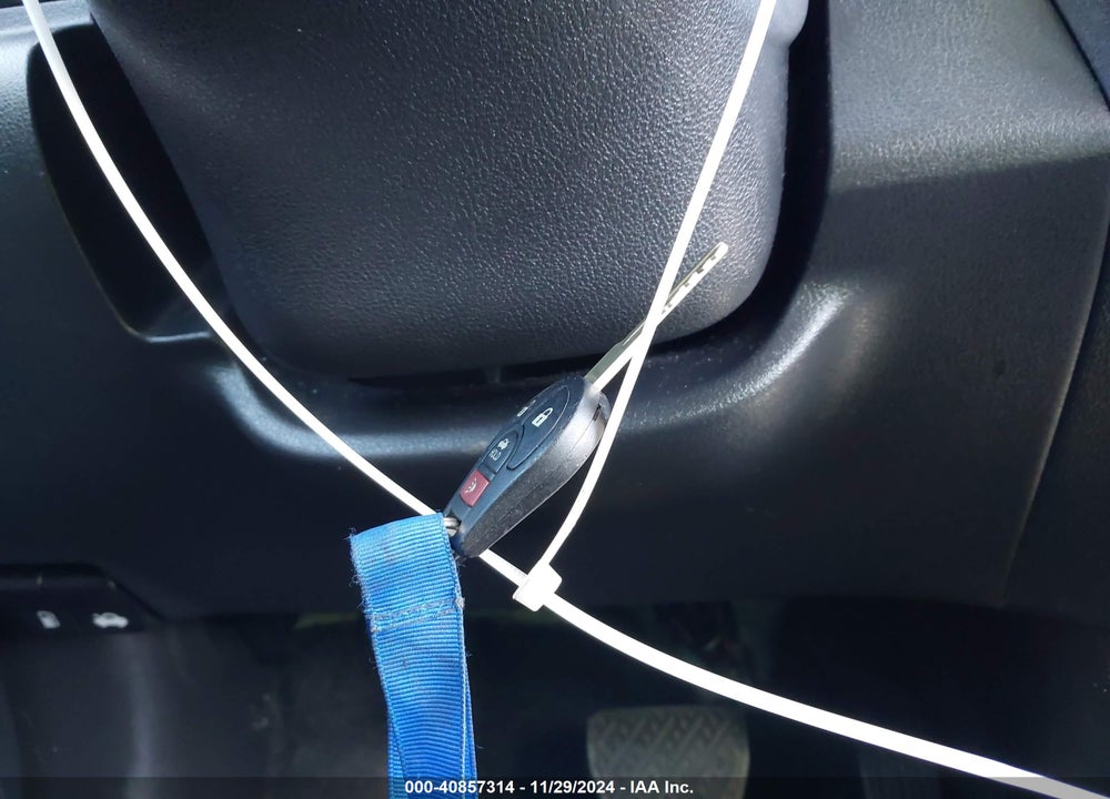 2019 NISSAN VERSA 1.6 SV VIN: 3N1CN7AP4KL880776