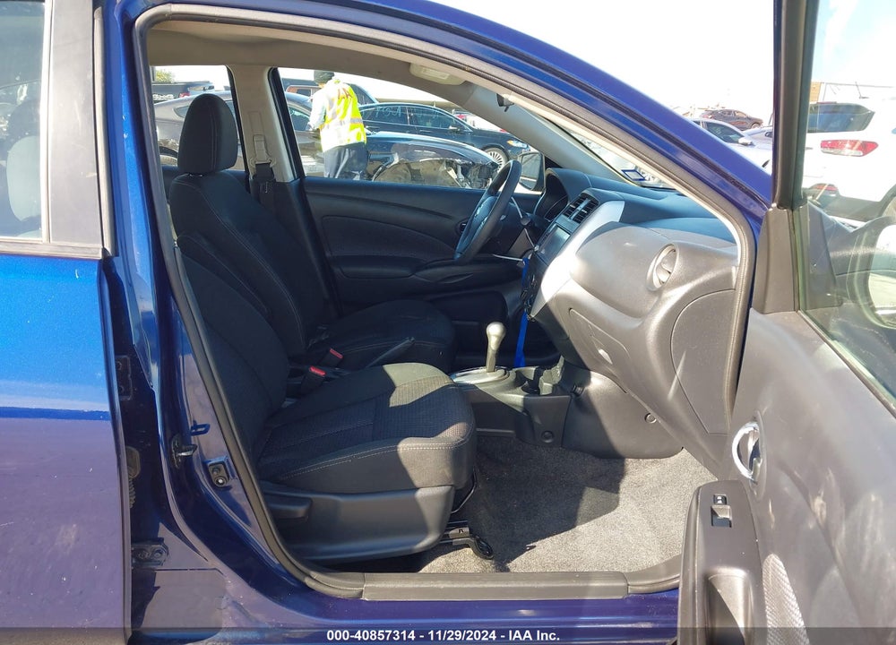 2019 NISSAN VERSA 1.6 SV VIN: 3N1CN7AP4KL880776