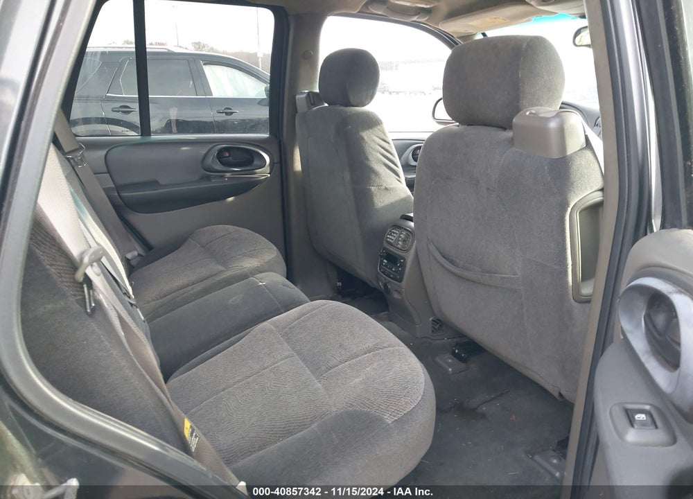 2004 CHEVROLET TRAILBLAZER LT VIN: 1GNDT13S442293611