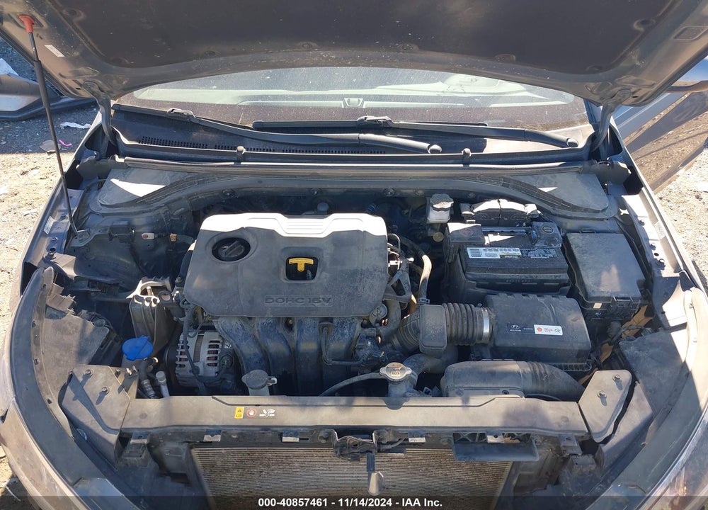 2019 HYUNDAI ELANTRA VIN: KMHD84LF4KU738263