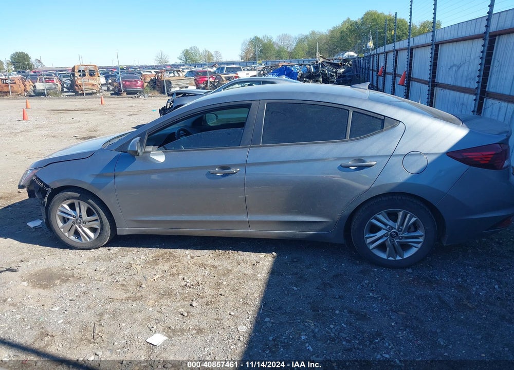 2019 HYUNDAI ELANTRA VIN: KMHD84LF4KU738263
